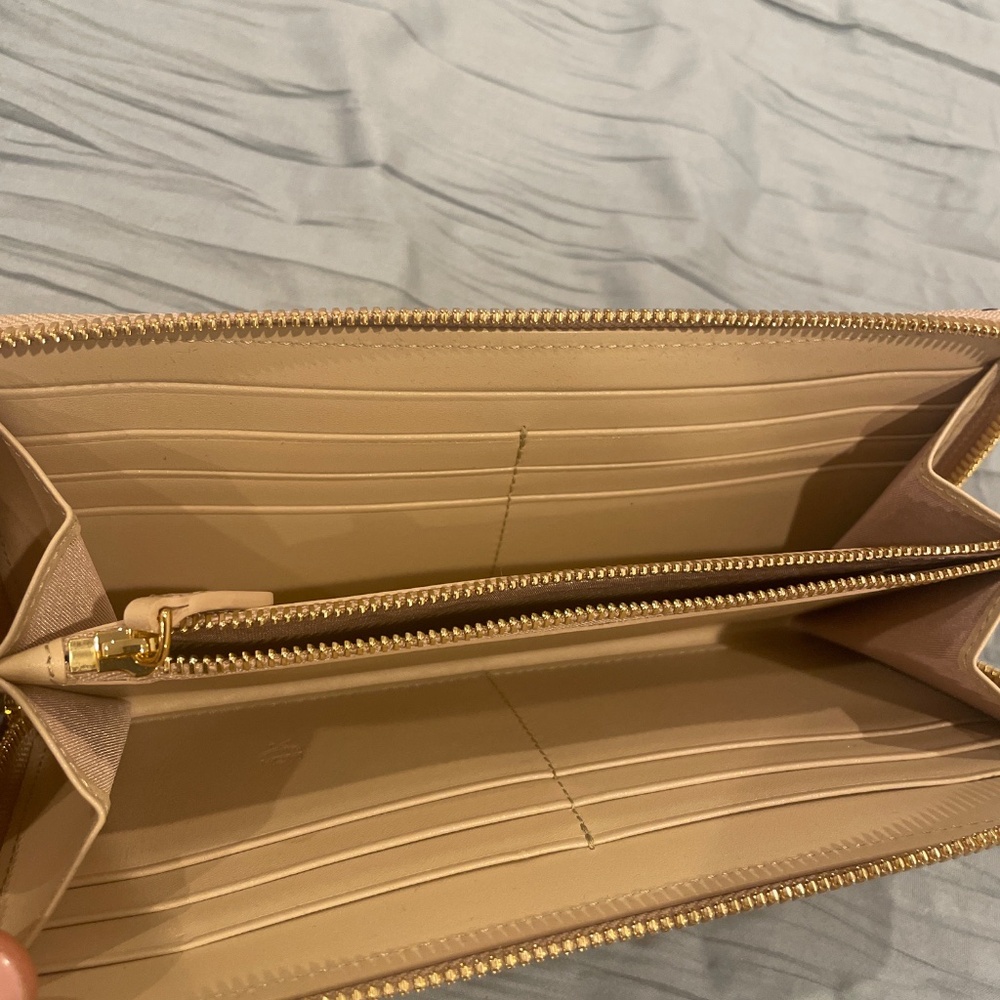 Wallet - Picture 6 of 6